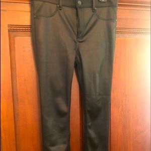 Rag & Bone casual/dressy pant.